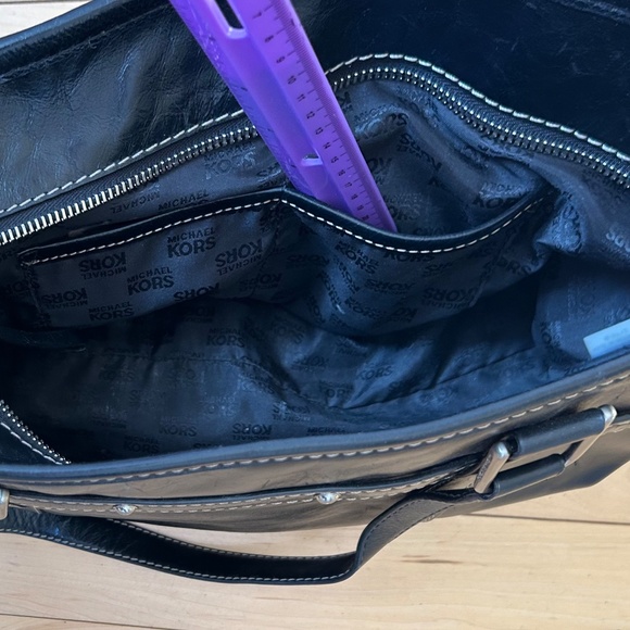 Michael Kors handbag - Picture 3 of 6